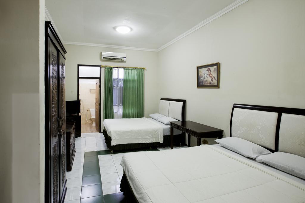 Hotel Galuh Anindita Yogyakarta Ngoại thất bức ảnh